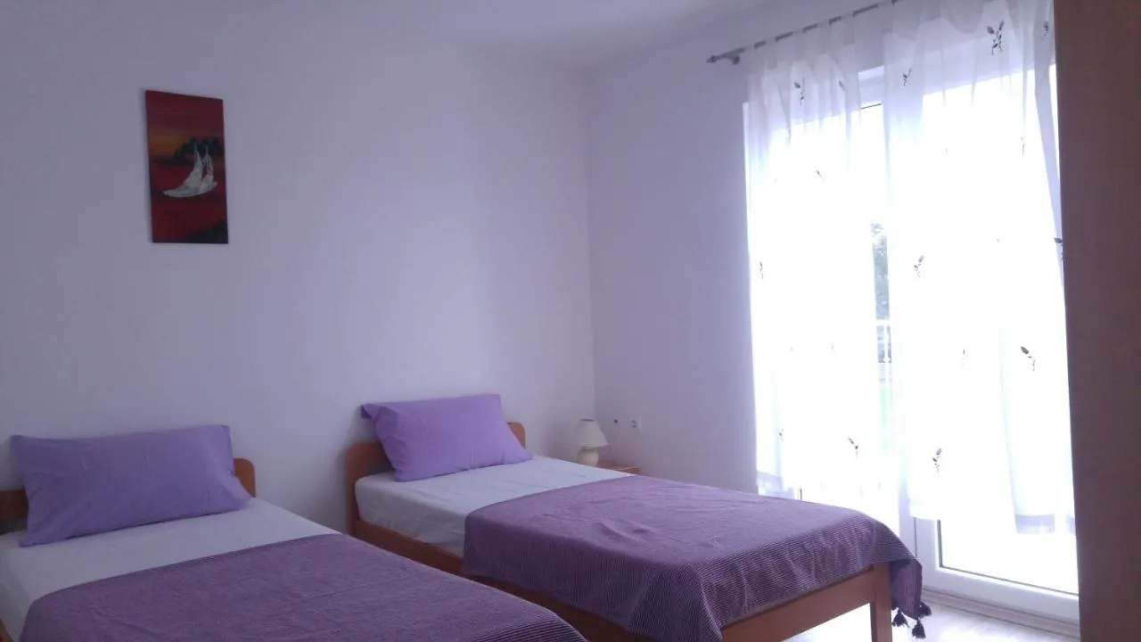 Apartment Lavanda Punat