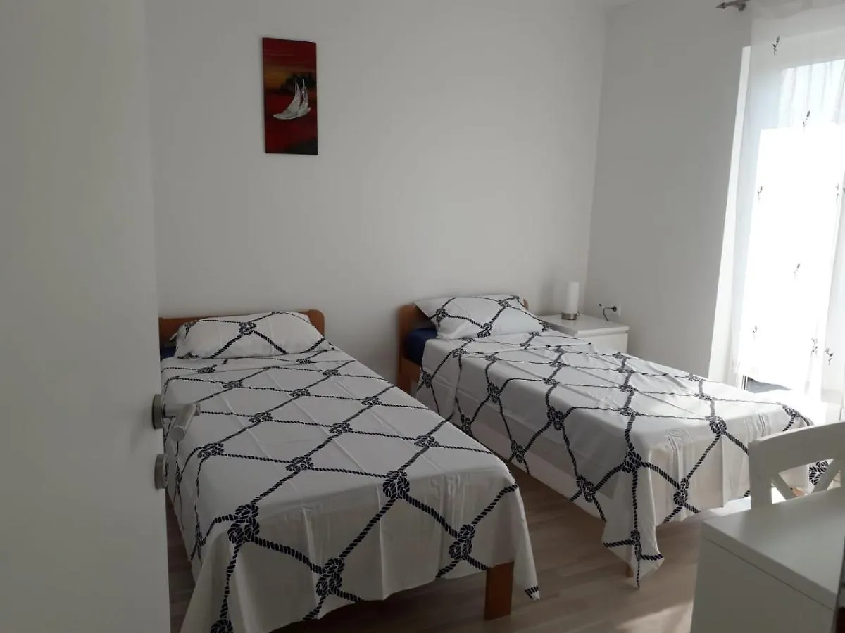 Apartment Lavanda Punat